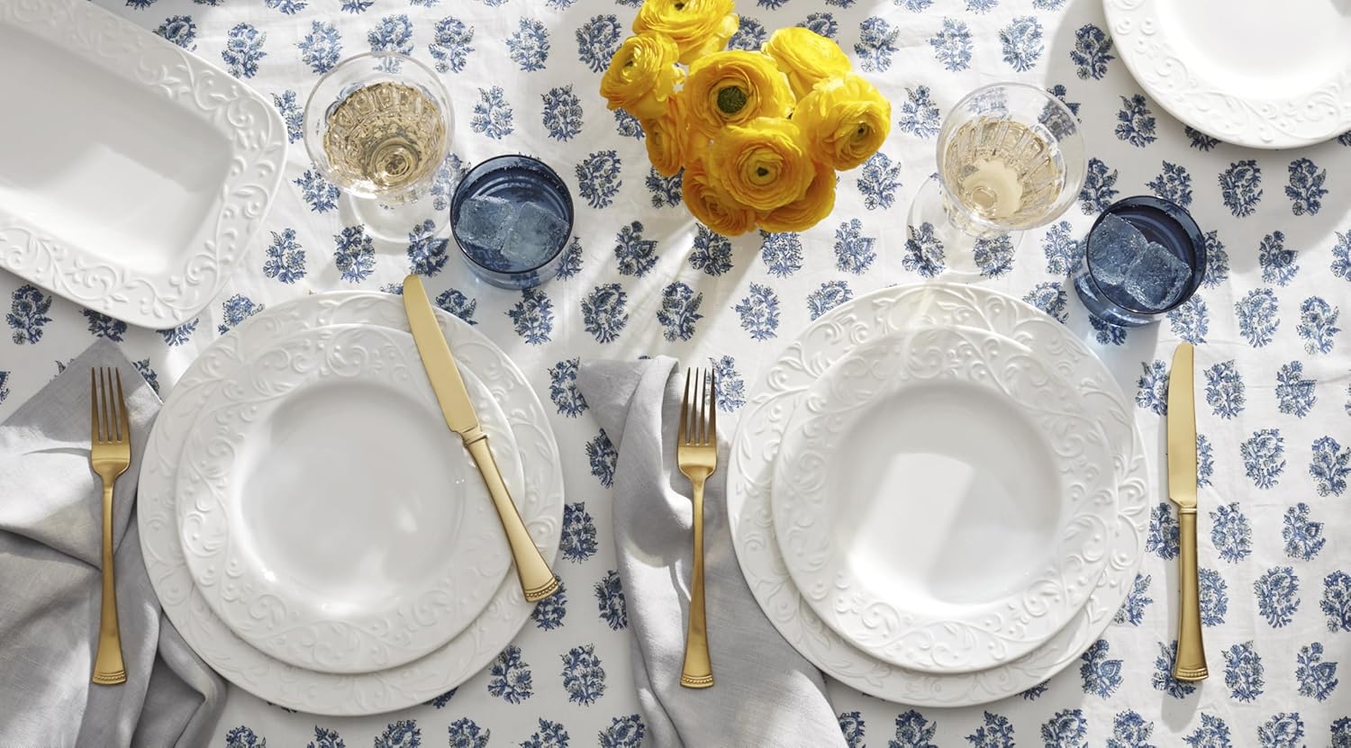 Lenox Opal Innocence Carved 16-Piece Stoneware Dinnerware Set